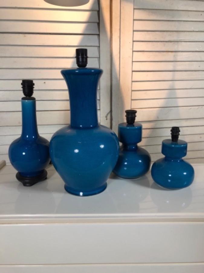 4 lampes années 70 en craquelé bleu 