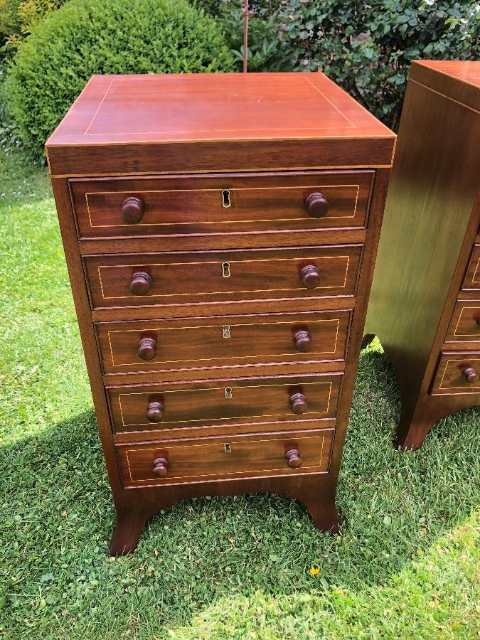 Pair of victorian chest of drawers . Very nice quality.